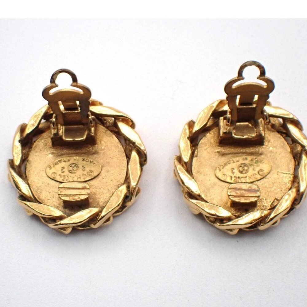 CHANEL CC Logo Rhinestone Round Button Earrings 23 Clip-On Gold Vintage 34RL666 - Picture 3 of 16